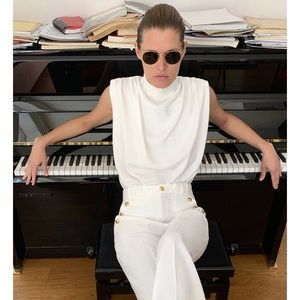 Brand-New Zara Women’s White Sleeveless Top